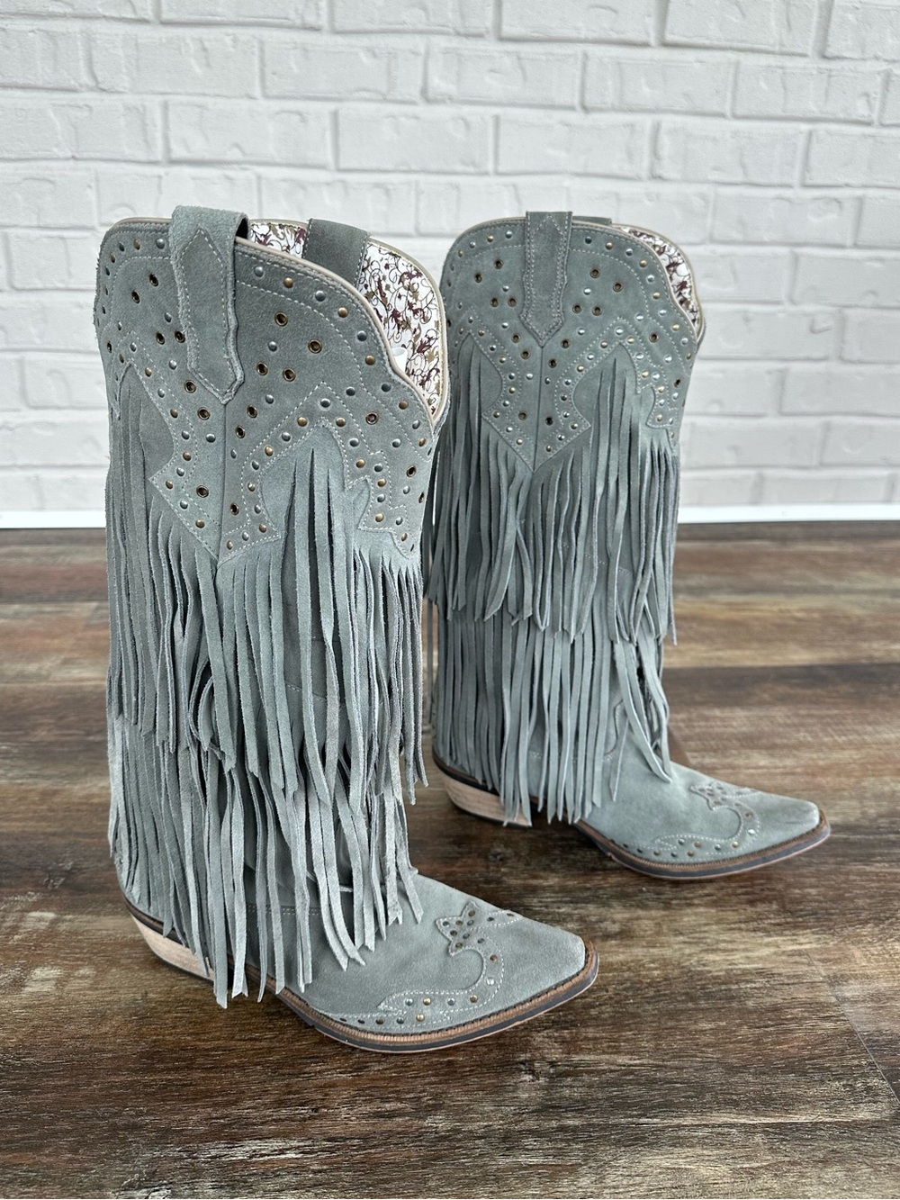 Laredo Fringe Embroidered  Leather Western Boots Size 8.5